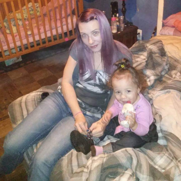 Meet your Posher, Lisa - Picture 2 of 12